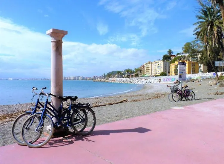 Apartamento en la Playa en Paseo Maritimo Málaga
